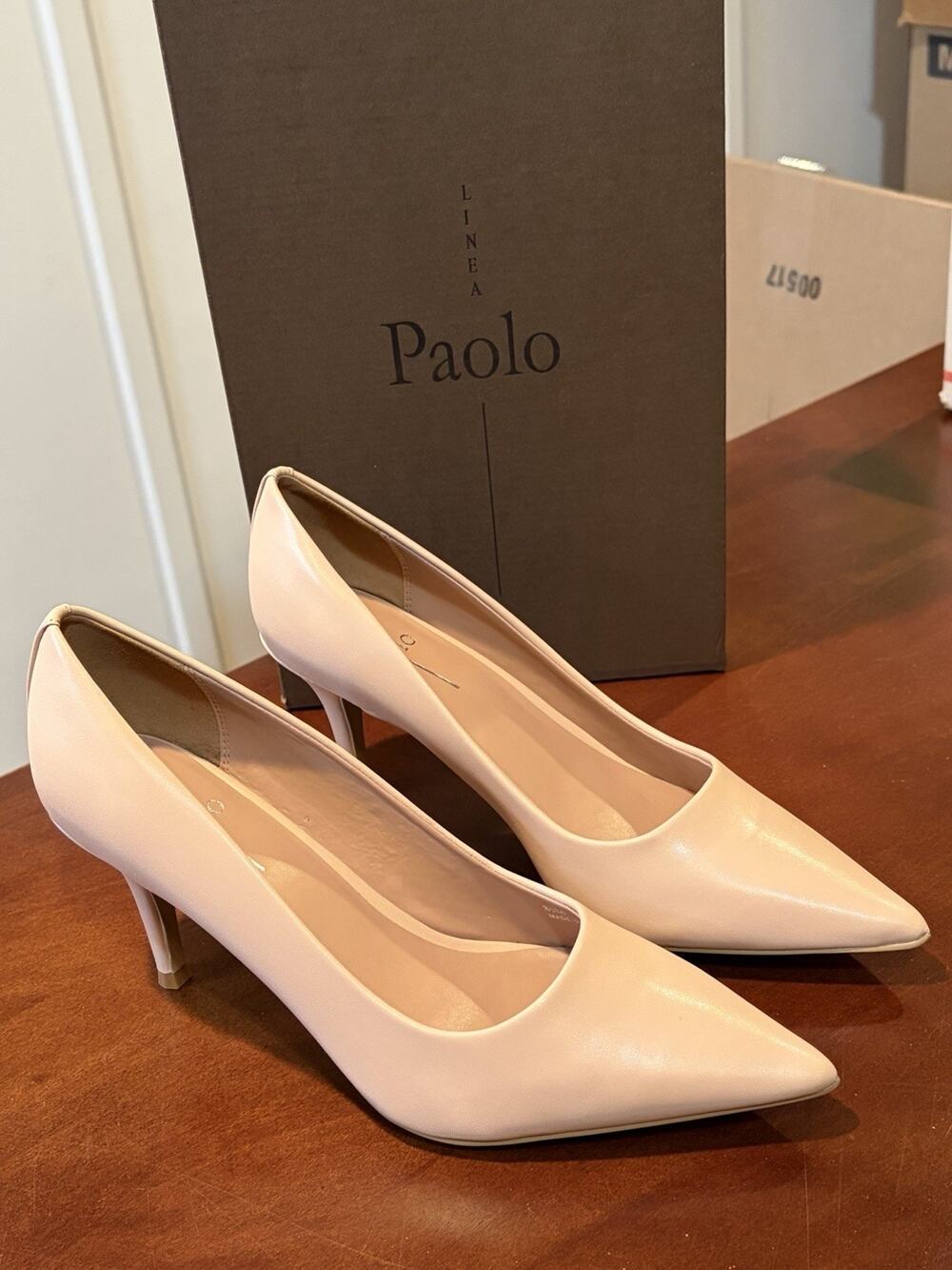 Linea Paolo Paris Beige Solid Pointed Toe Stiletto Pumps Slip-On Women's 8.5M